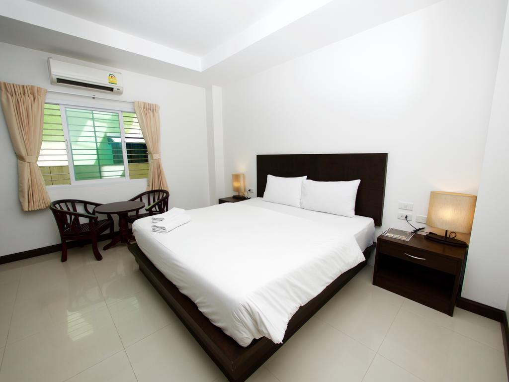 Q Victory Patong Hotel Exterior photo