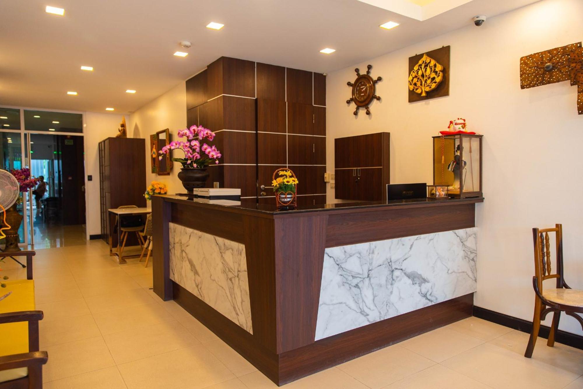 Q Victory Patong Hotel Exterior photo