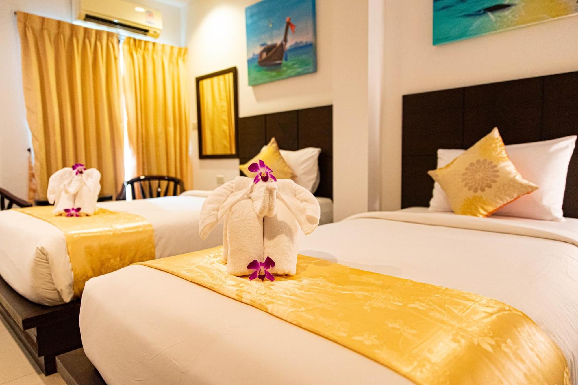 Q Victory Patong Hotel Exterior photo