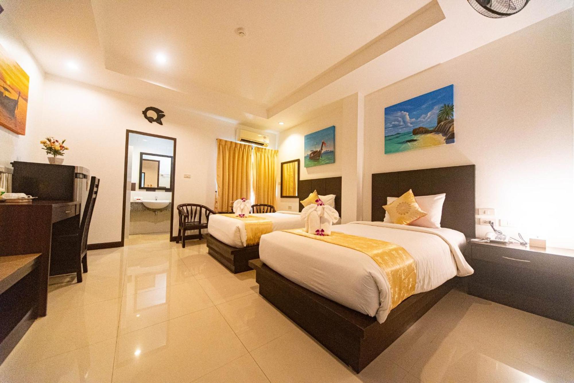 Q Victory Patong Hotel Exterior photo
